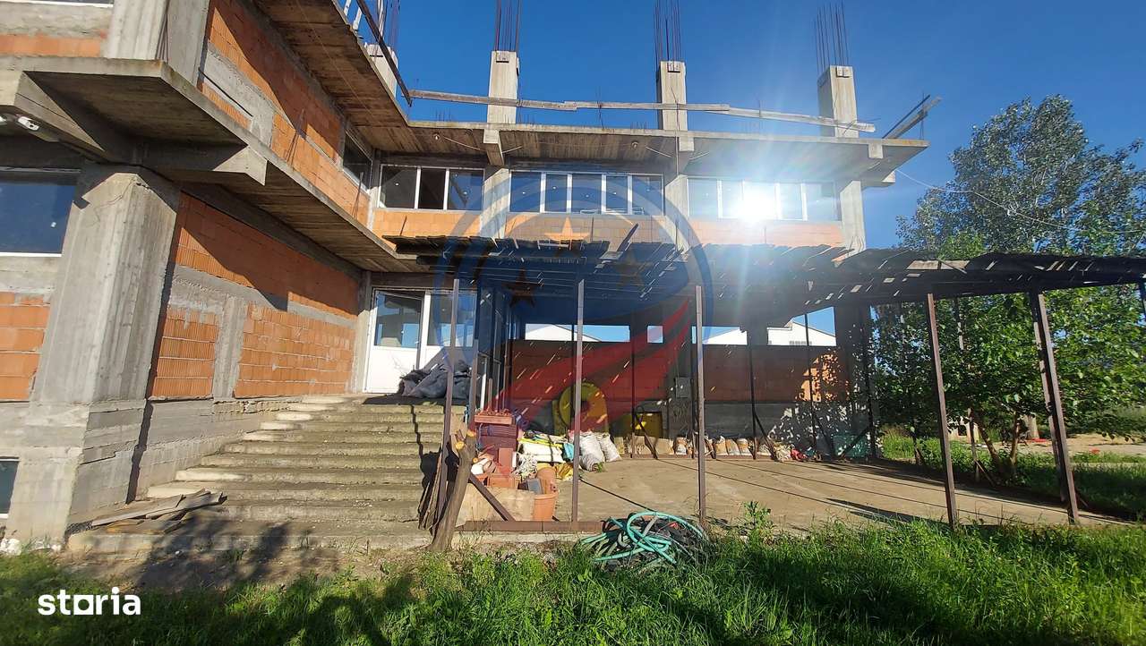 Proprietate industrială versatilă – ideală pentru investiții - Imagine principală: 2/16