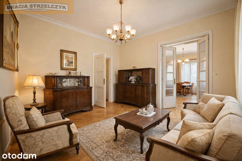 Przedwojenne mieszkanie 3,3 m wysokości-0