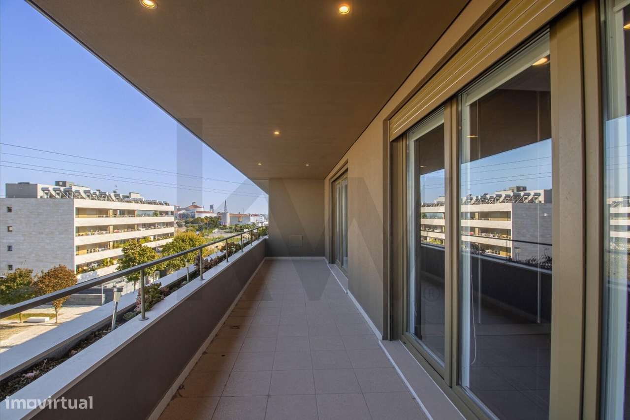 Apartamento de Luxo T3  com 120m2 nas Portas do Montijo! - Grande imagem: 2/28