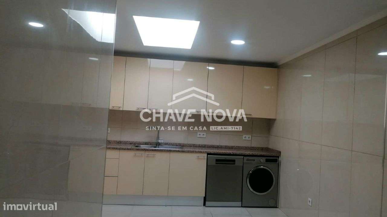 Moradia Geminada V3 c/ Terraço em Campanhã - Grande imagem: 5/25