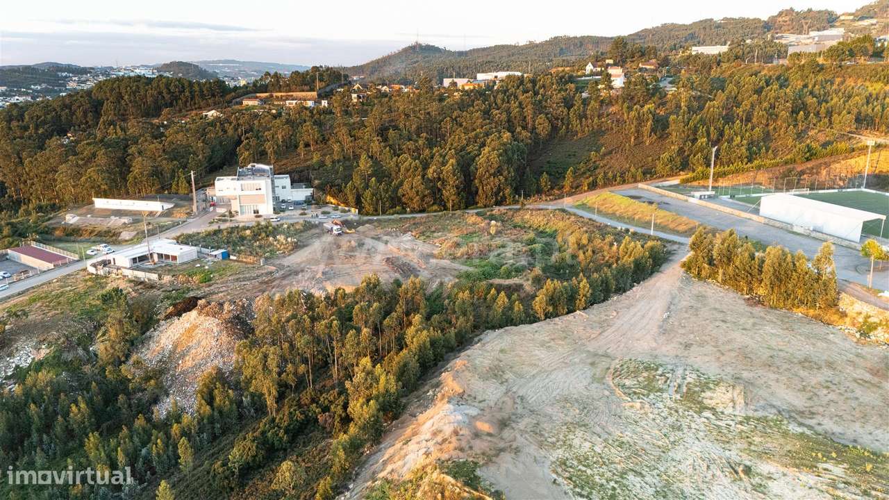 Terreno em Gandra, Paredes - Grande imagem: 4/11