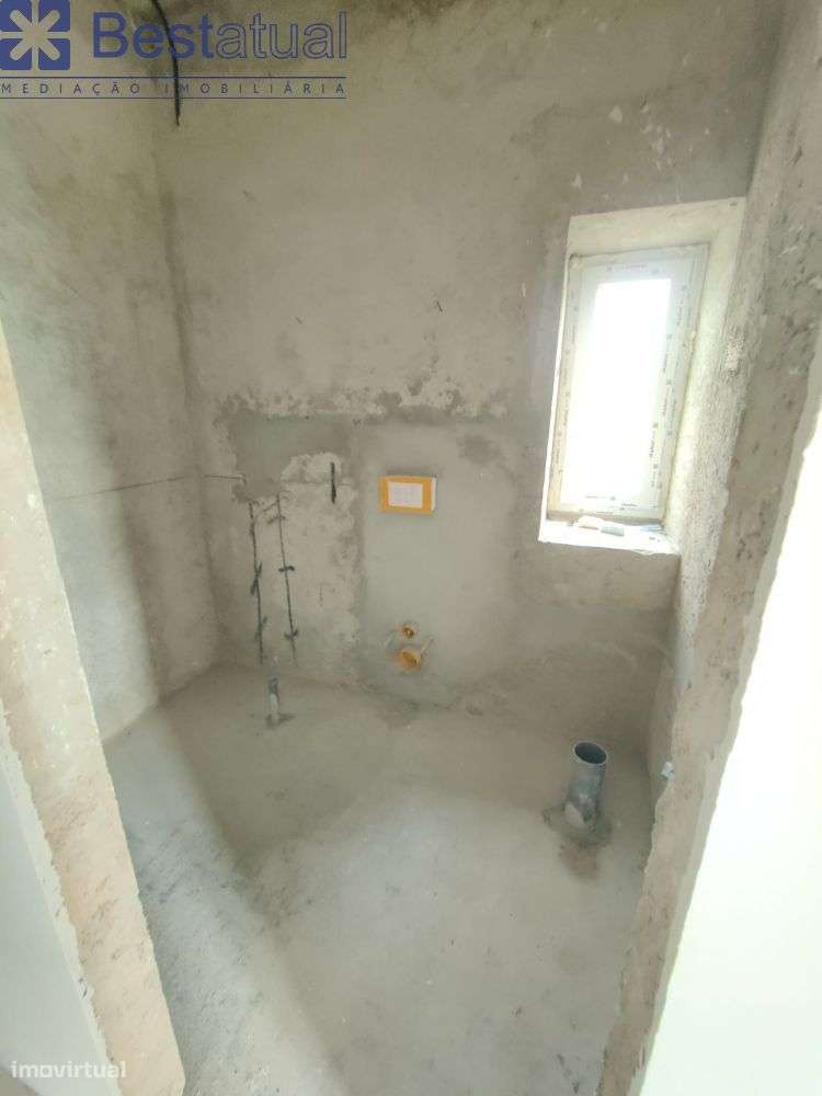 Moradias Bifamiliar - Acab. de Qualidade - Avidos-42