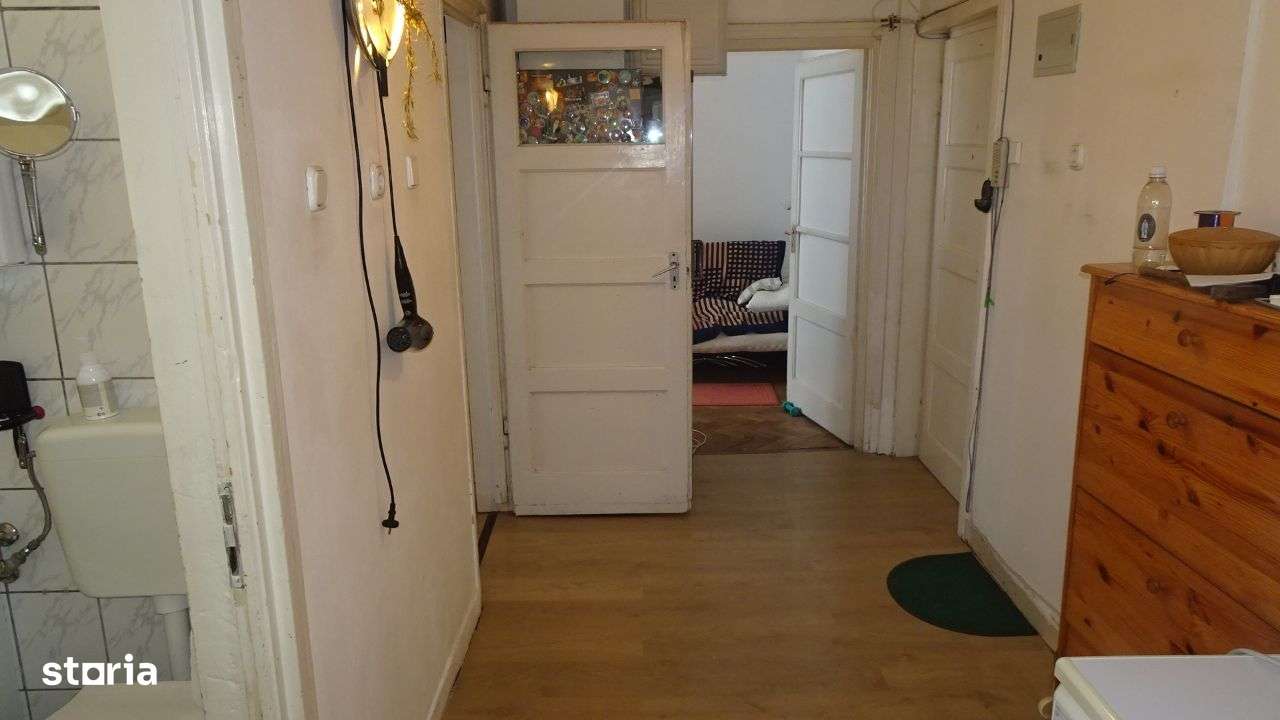 Vand apartament 3 camere in Deva, ultracentral (1 Decembrie), 63 mp - Imagine principală: 4/17