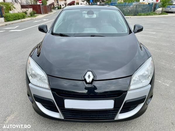 Renault Megane III Coupe 1.5 dCi Color Edition - 29