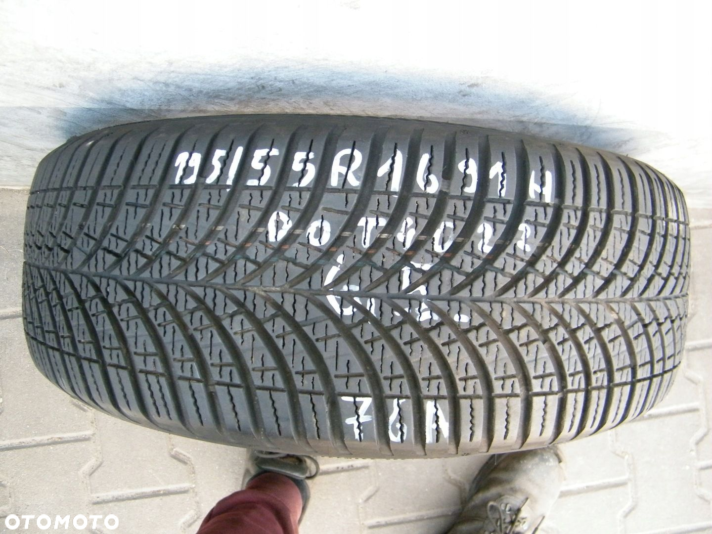 76A 1XCAŁYROK 195/55R16 91H GOODYEAR VECTOR 4SEASONS - 2