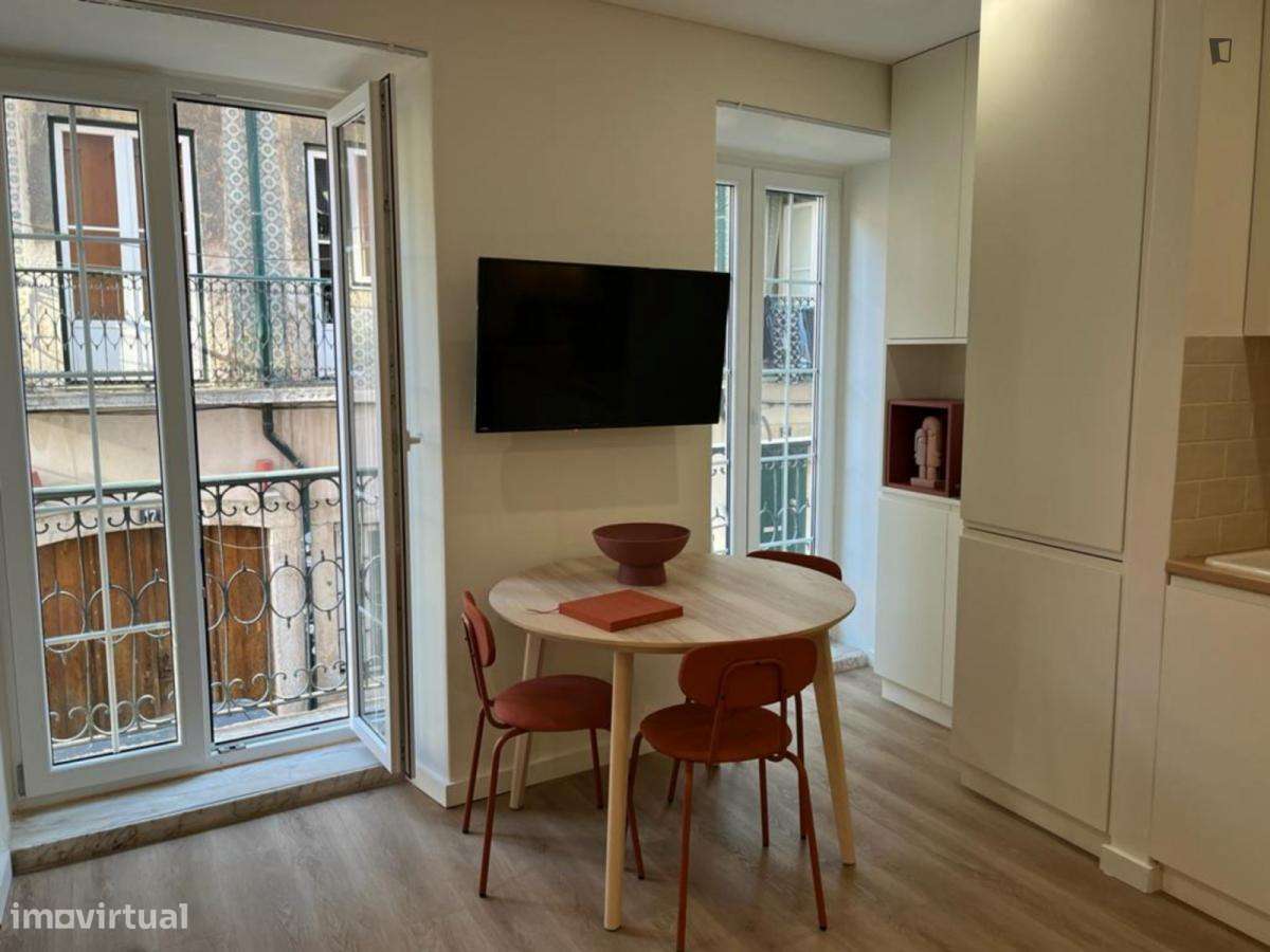 Apartamento com 1 quartos - localizado em Bairro Alto Lisbon - Grande imagem: 4/9