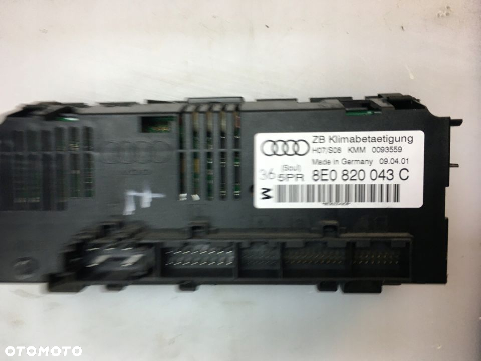 PANEL KLIMATYZACJI AUDI A4 B6 8E0820043C - 4