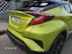 Toyota C-HR Hybrid Style Selection - 12