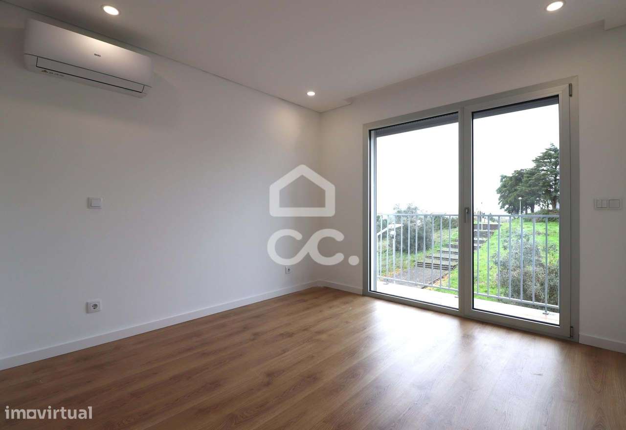 Apartamento T3 com garagem novo em São Martinho do Bispo - Grande imagem: 4/14