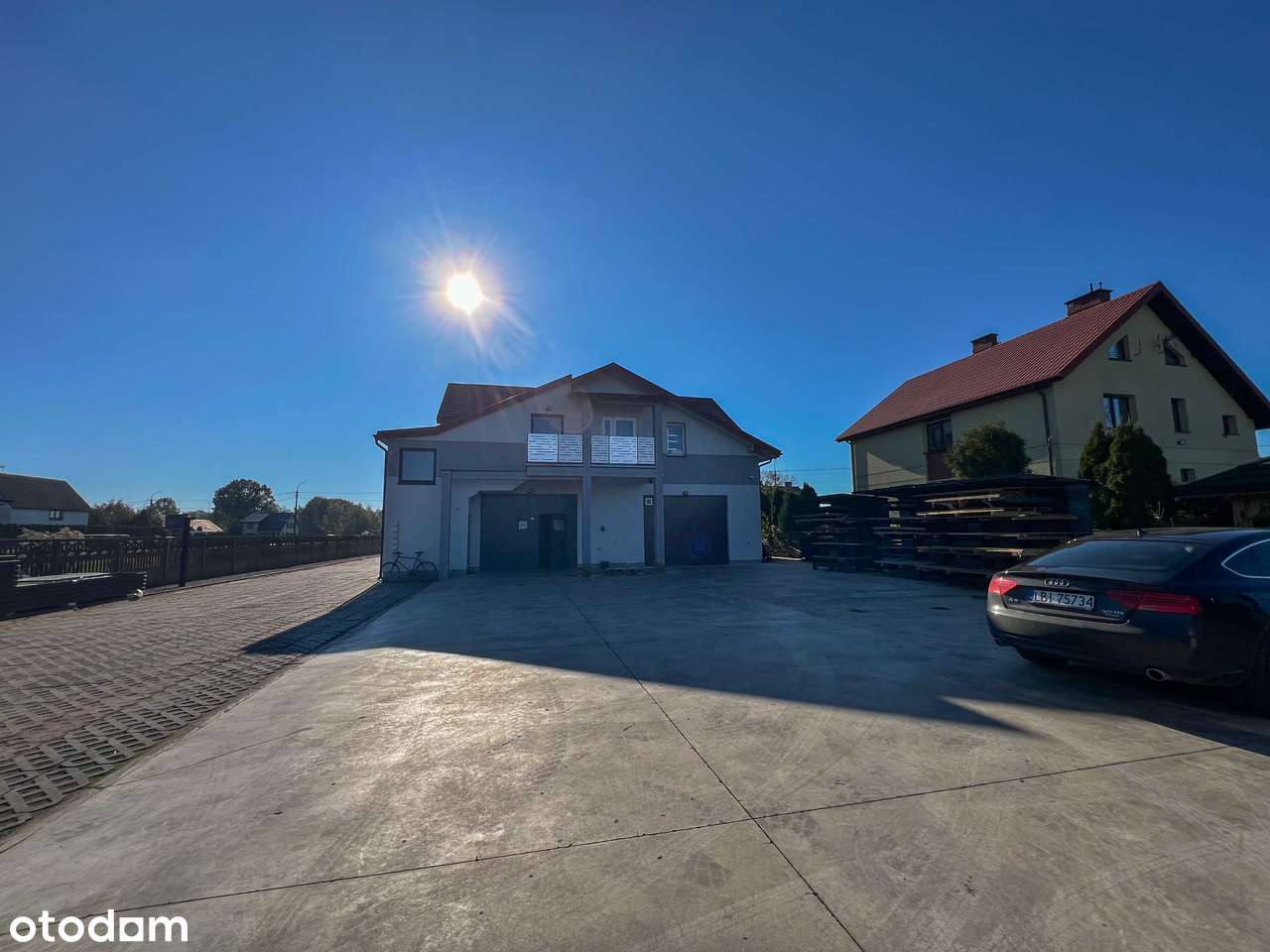 Nieruchomość inwestycyjna z halami produkcyjnymi i częścią mieszkalną-13