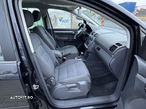 Volkswagen Touran 2.0TDI Highline Aut - 25