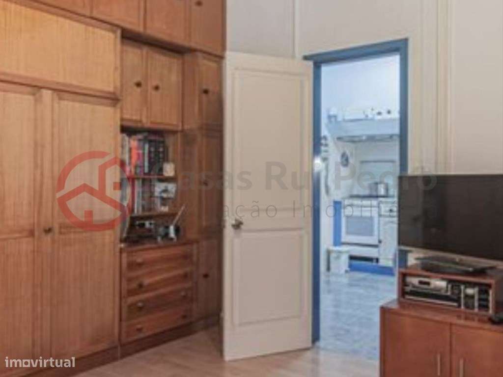 Prédio para Investimento em Olival Basto, Odivelas-14