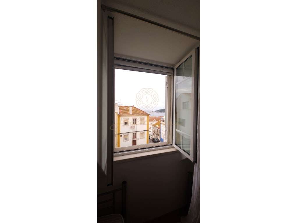 'Exclusivo' Prédio T3, Triplex em 2ª linha de Praia.-23