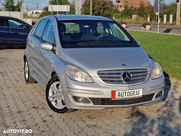 Mercedes-Benz B 180 CDI - 2