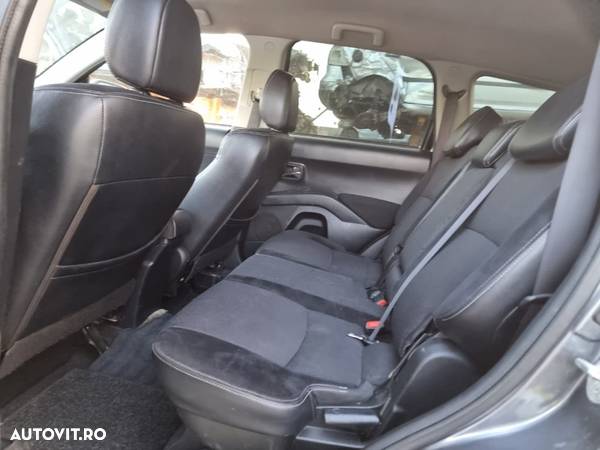 usa etrier planetara stanga dreapta fata spate Peugeot 4007 motor 2.2HDI 156cp 4HN dezmembrez dezmembrari - 6