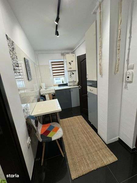 Inchiriez garsoniera Piatra Neamt - Imagine principală: 5/8