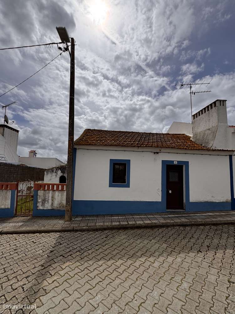 Moradia com projecto aprovado para renovação e ampliação - Grande imagem: 2/16