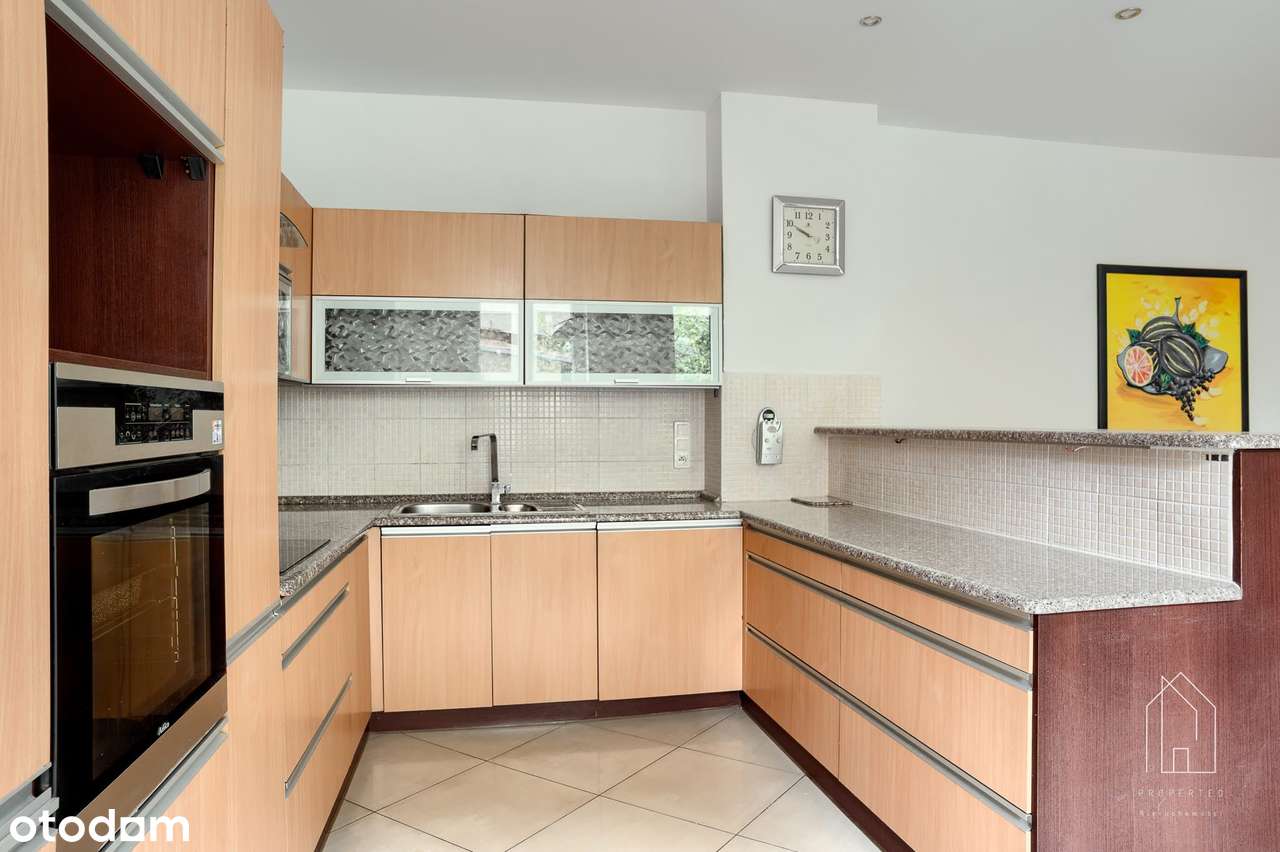 Kamienica z możliwością wydzielenia 3 mieszkań-11