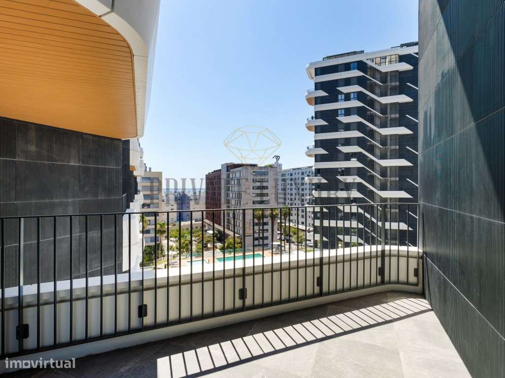 Distrikt Lisboa: Apartamento T3 | Viver com Design e Exclusividade-10