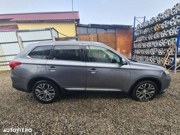 Dezmembrez Mitsubishi Outlander III facelift 2.2 DIESEL 2015-2018 - 6