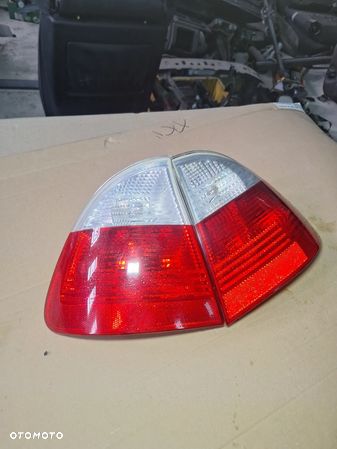 BMW E46 - lampa prawa lub lewa tył kombi - 1