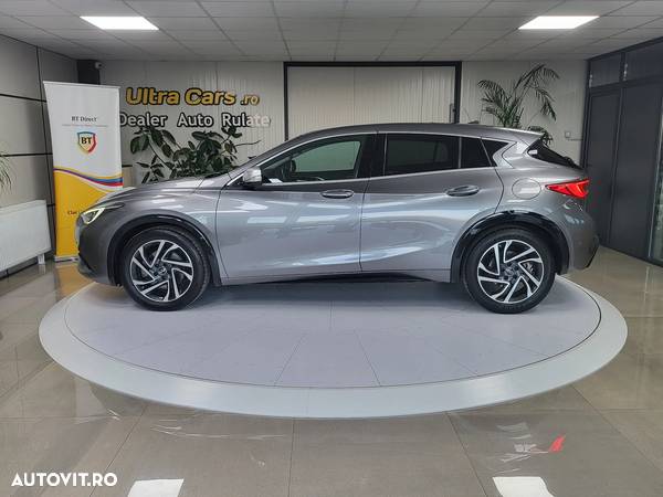 Infiniti Q30 2.2d DCT AWD City Black Edition - 2