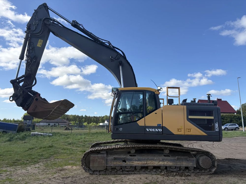 Volvo Ec250 el 2015