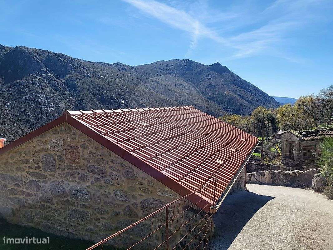 Moradia T1 para venda - Grande imagem: 3/29