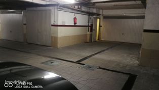 Garagem com 30 m2 na Cova da Piedade. Ref. 5742