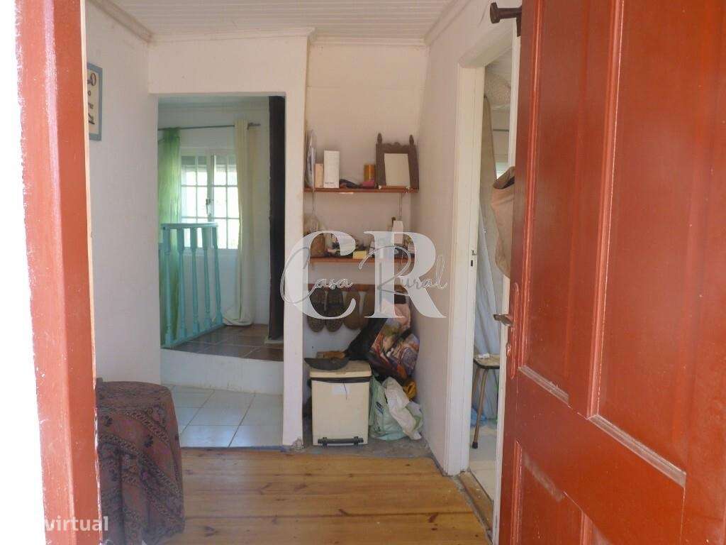Duas casas habitáveis numa aldeia tradicional de montanha em Alvares,-6