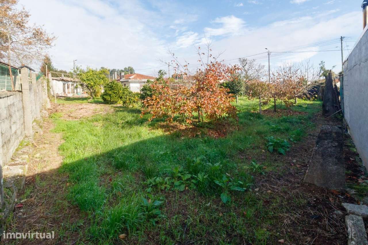 Moradia T2 para Recuperar em Pedroso, + terreno 1.072 m2 com viabilida-19