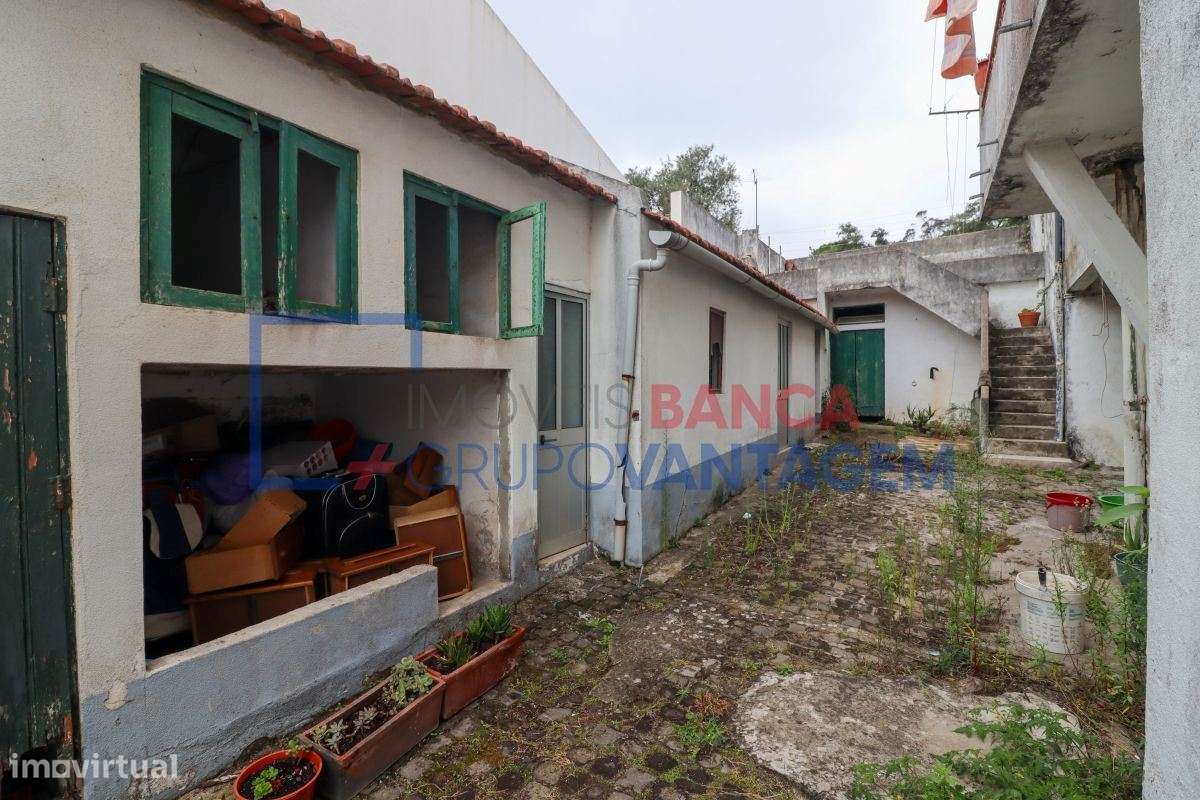 Moradia com 3 frações de utilização independente, na Malveira - Grande imagem: 2/16