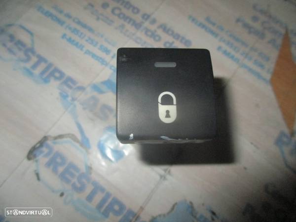 Interruptor 96582880XT PEUGEOT PARTNER 2014 FECHAMENTO CENTRAL CITROEN BERLINGO 2009 FECHAMENTO CENTRAL - 1