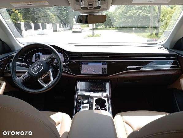 Audi Q8 55 TFSI quattro tiptronic - 6