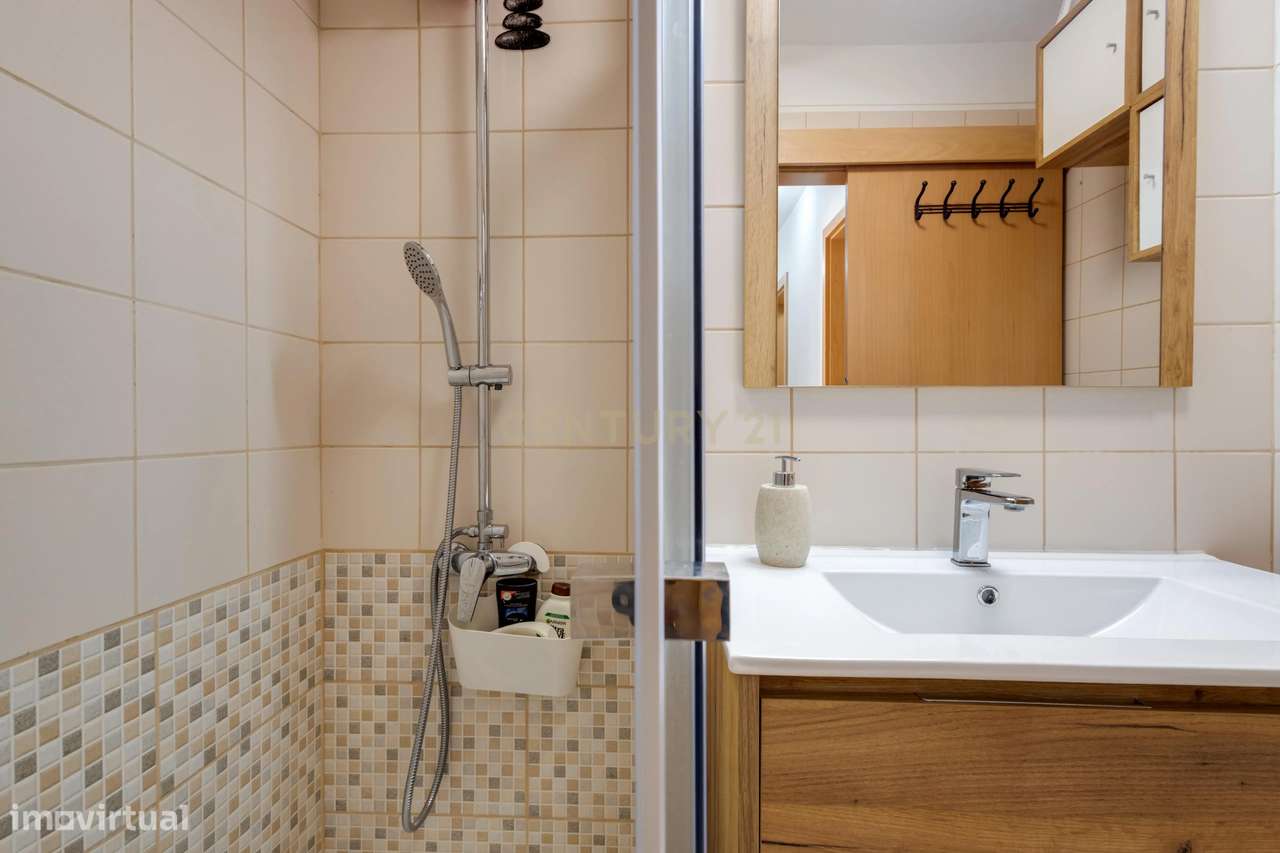 Apartamento T4 em Portimão-15