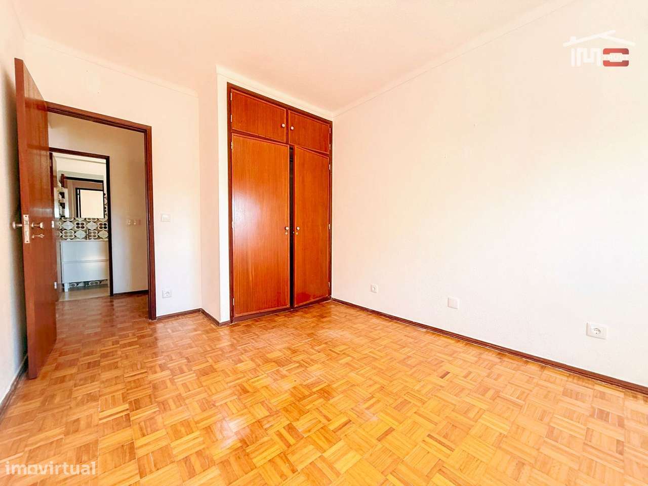 Apartamento T3 Rio Maior - Varanda, Elevador, 2 WCs-16