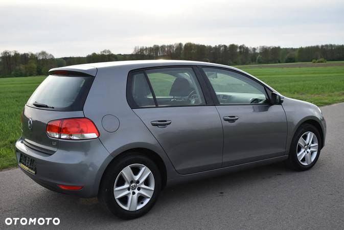 Volkswagen Golf VI 1.6 Highline - 10