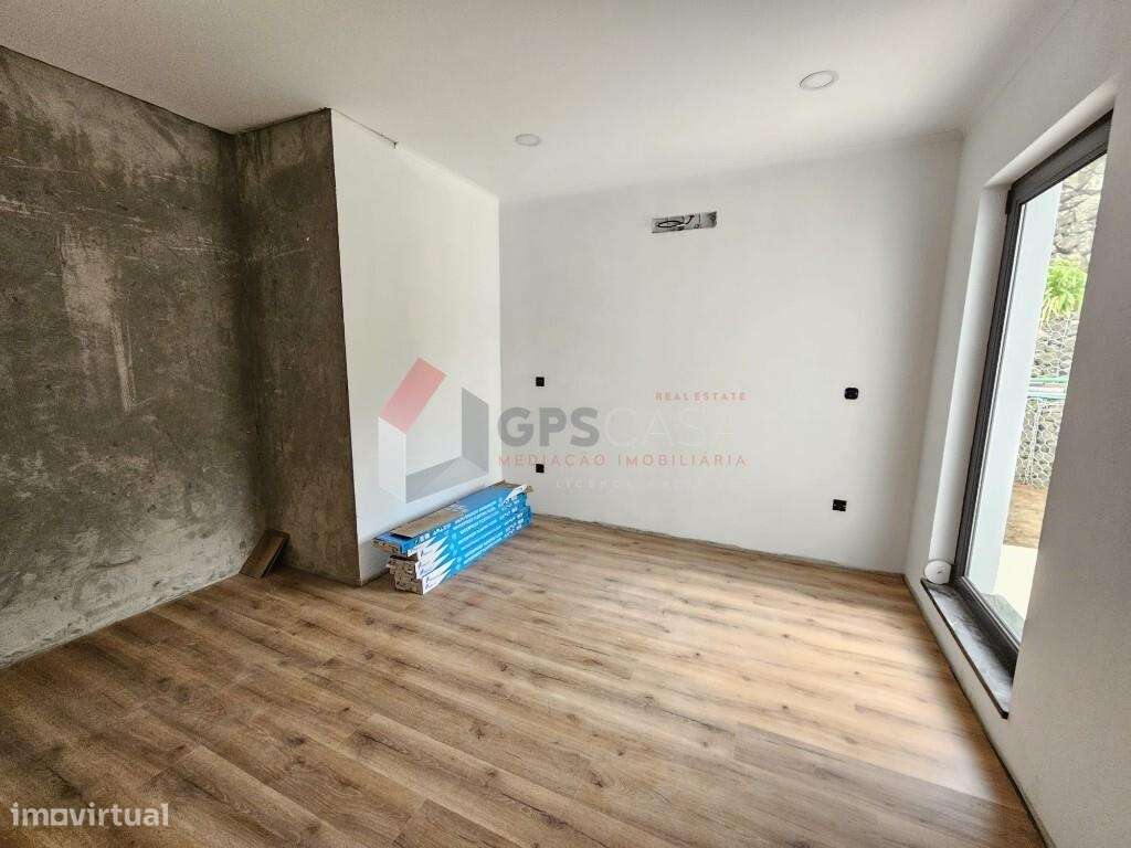 Moradia T2 nova com Chave na Mão -  Freguesia dos Biscoitos!-14