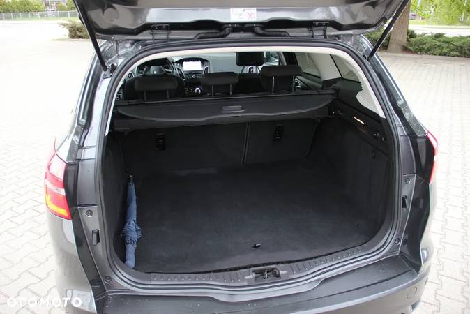 Ford Focus 2.0 TDCi Titanium ASS PowerShift - 36