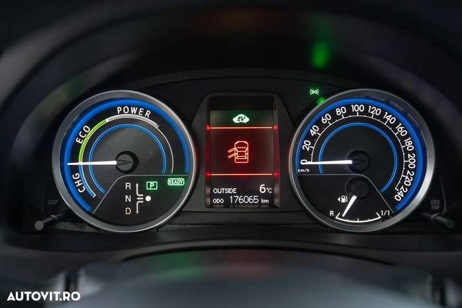Toyota Auris 1.8 Hybrid Executive - 19