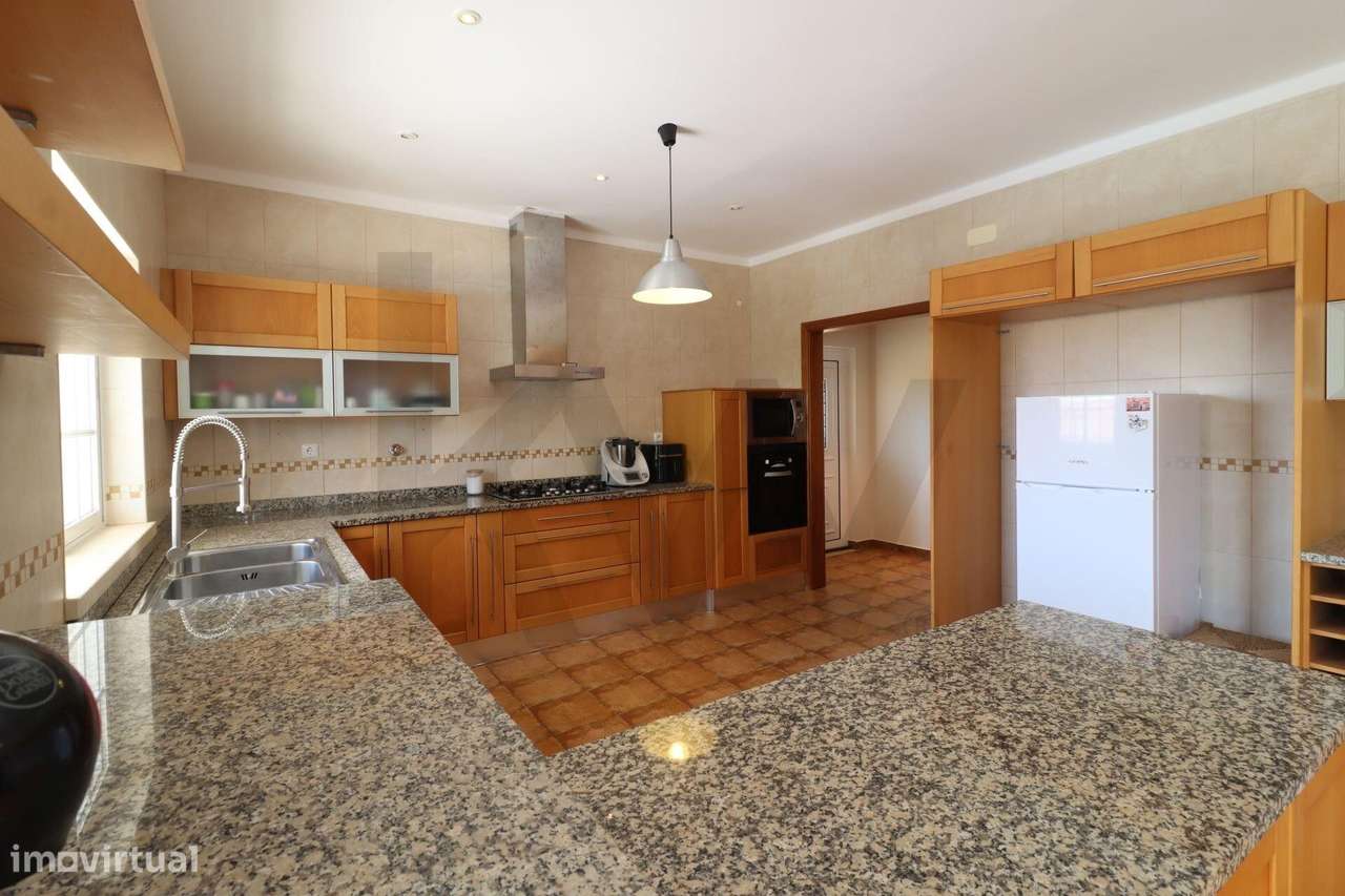 Moradia de Luxo com Piscina e Vistas Panorâmicas | Moçarria, Santarém-7