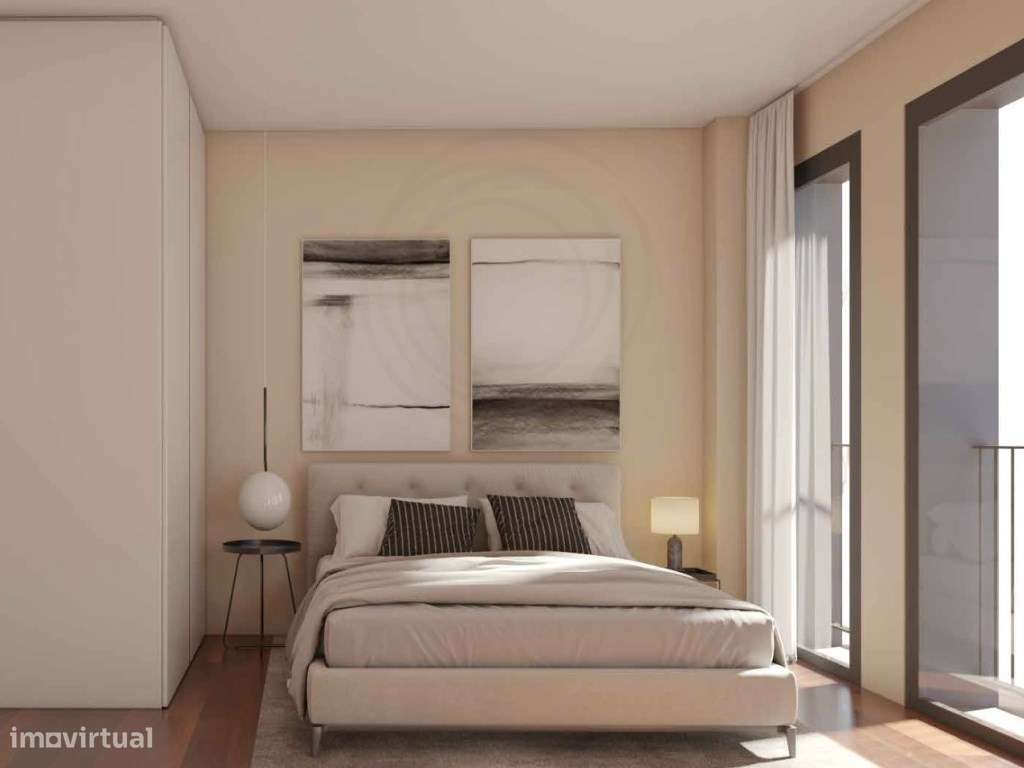 Fantástico T1 na Avenida Fernão Magalhães, Porto-5