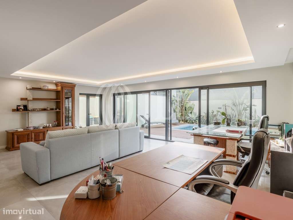 Moradia T3 com piscina e garagem, em Carcavelos, Cascais - Grande imagem: 4/33