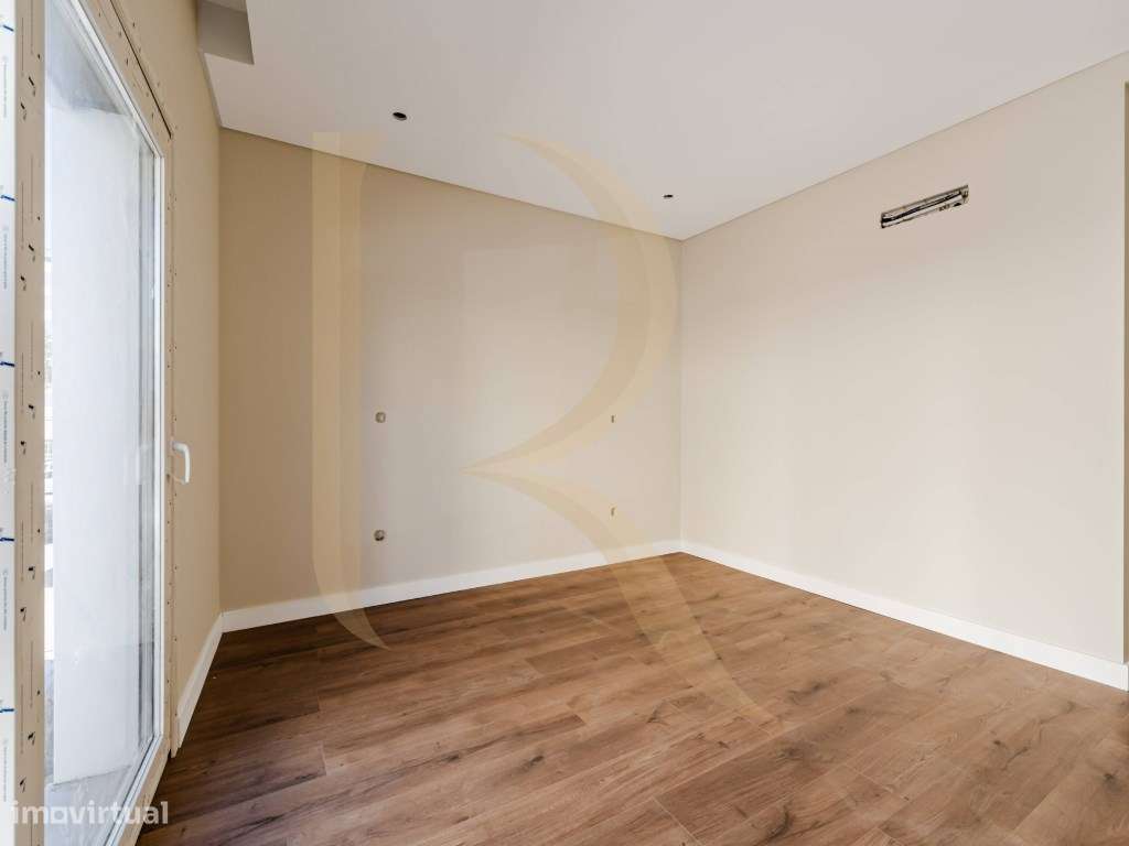 Moradia T4 nova com logradouro nas Paivas - Amora - Seixal-27