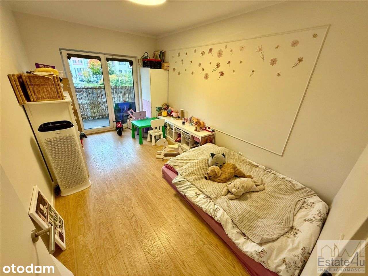 3/4 pok, 2 garaże, 2 tarasy, do wejścia. Ceglana-7