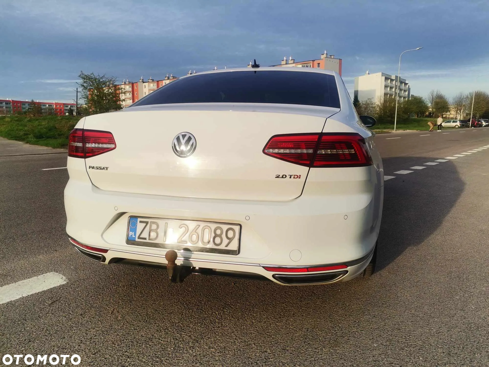 Volkswagen Passat 2.0 TDI BMT Highline - 3