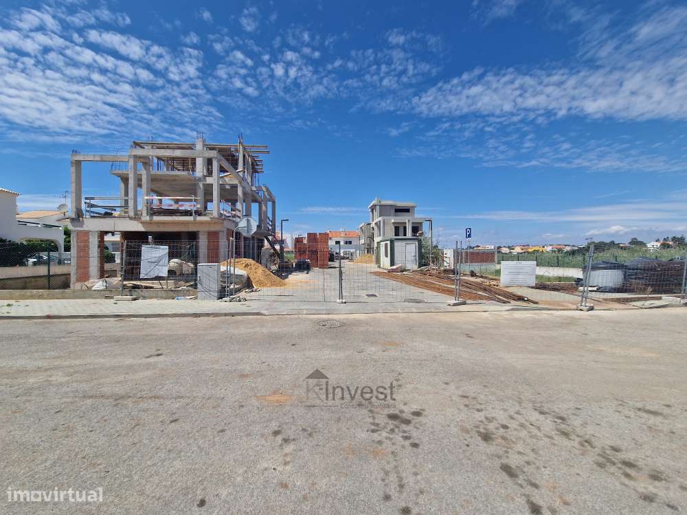 Lote Urbano para Moradia T4, junto ao Verdelago Resort, com PIP aprova-5