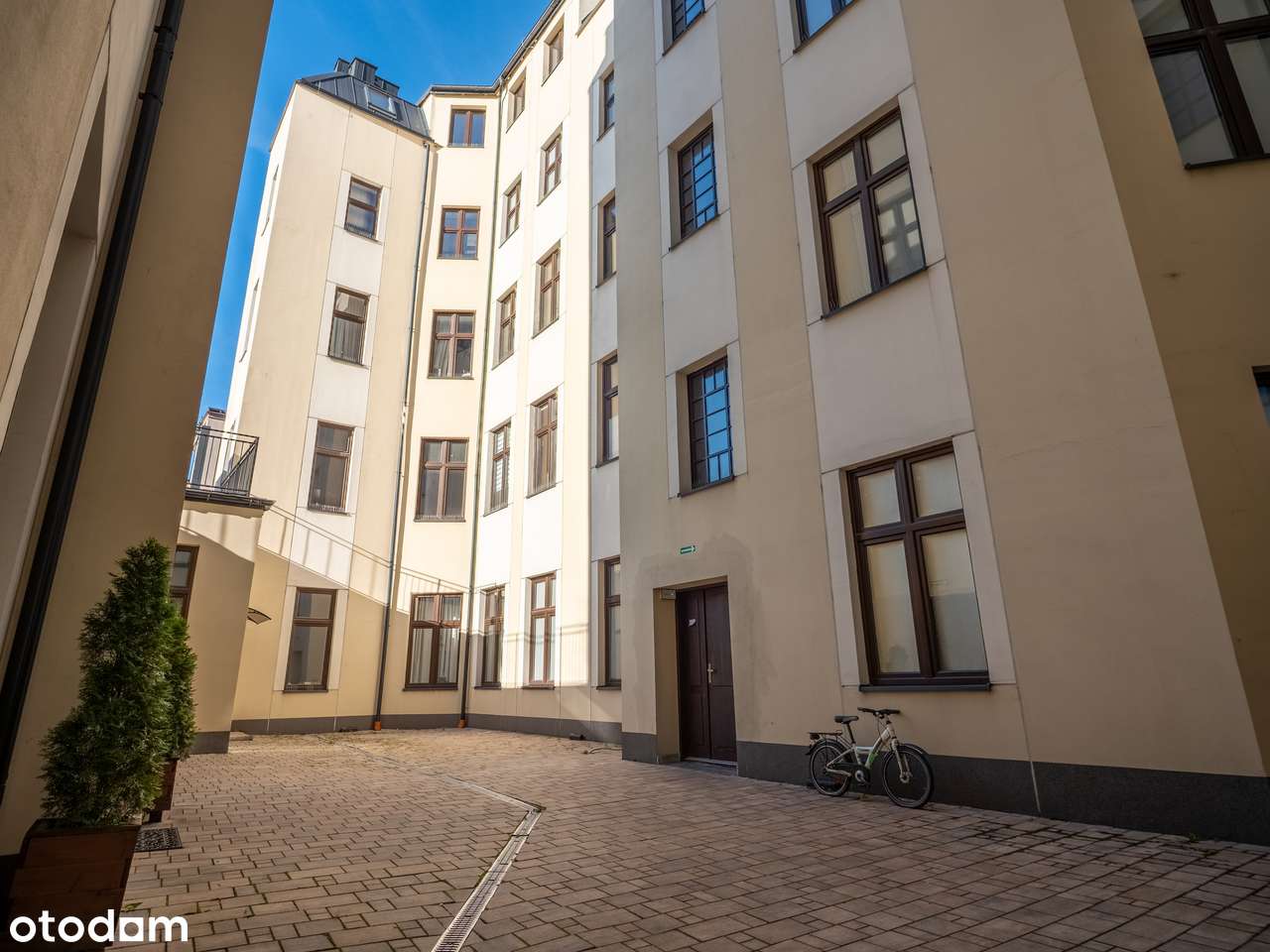 Kompaktowa kawalerka w doskonałej lokalizacji w samym Centrum-18