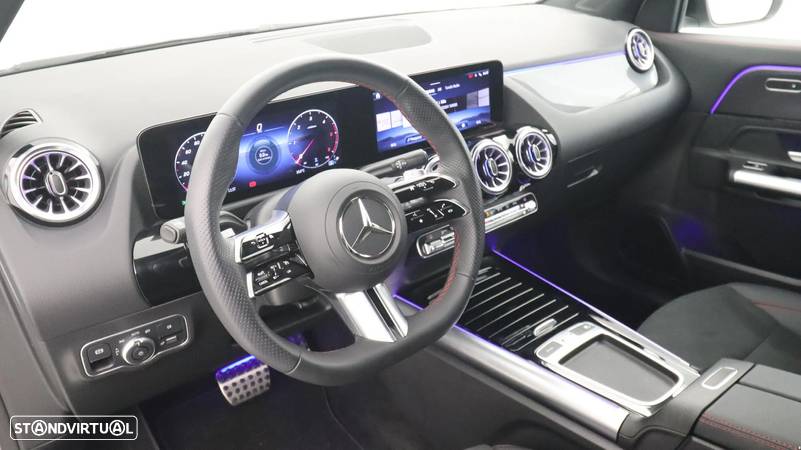 Mercedes-Benz GLA 200 d AMG Line - 22