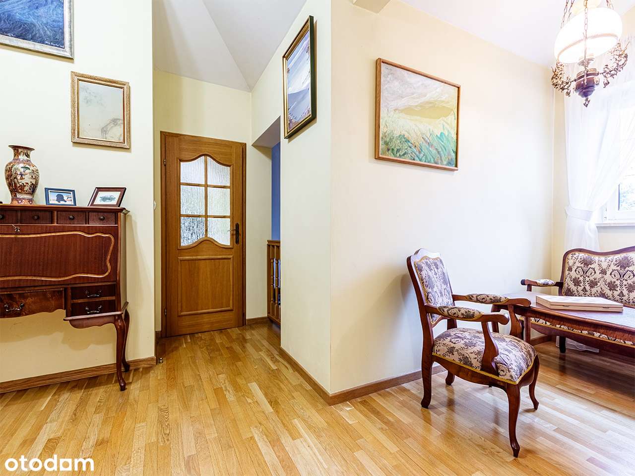 Piękny dom z garażem w okolicy Zalewu Zegrzyńskiego-4